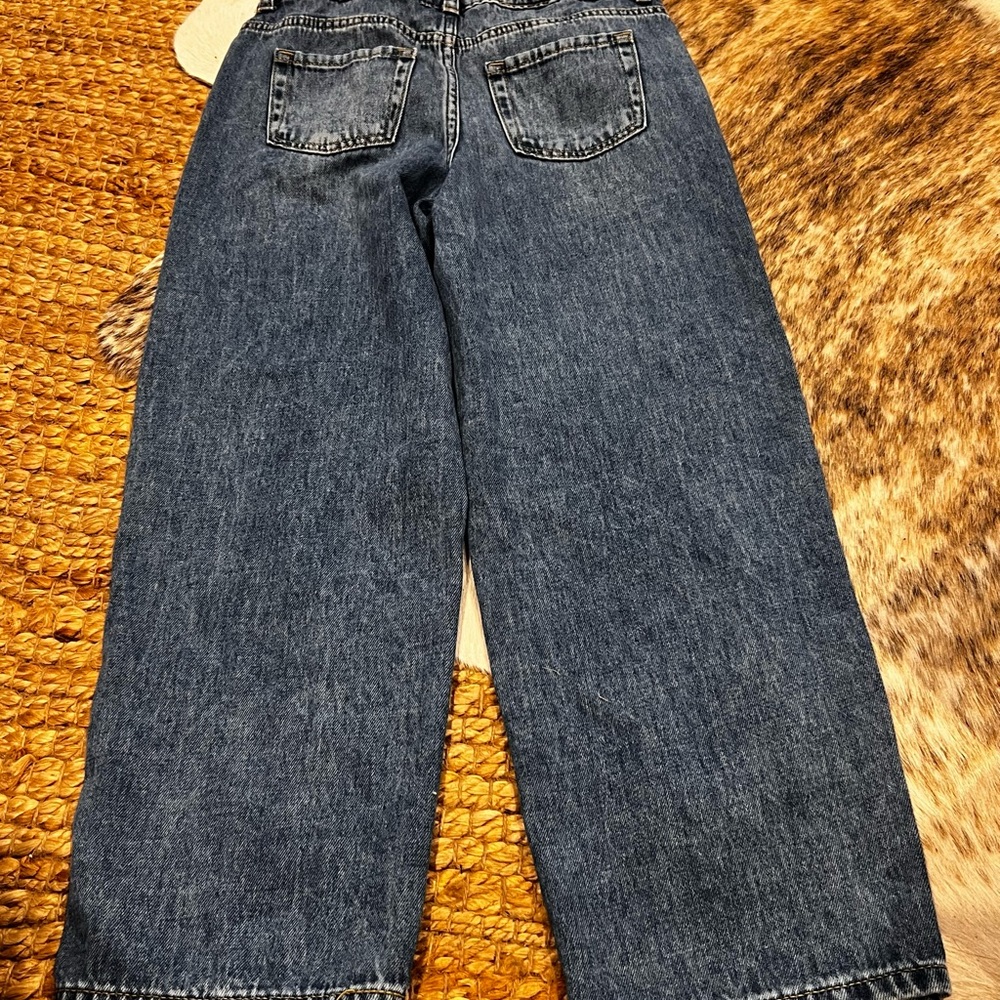 Cat & Jack Girl's Barrel Rhinestone Blue Jeans l 10 - Picture 4 of 4